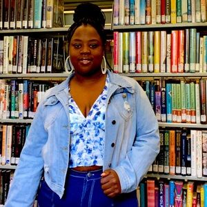 Meet your Posher, Amri